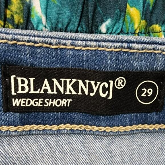 Blank NYC Cut-ff Jean Shorts Women 29 Wedgie Distressed Blue Stretch Denim - Picture 4 of 6